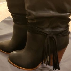 Bebe boots